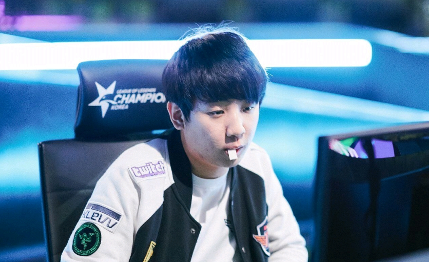 利是轻而易 利是轻而易